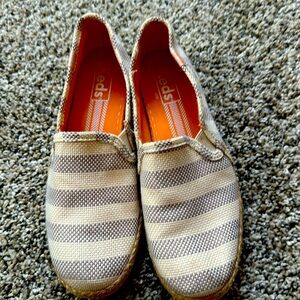 Keds women espadrilles size 5, used, two tone cream and tan, rubber sole